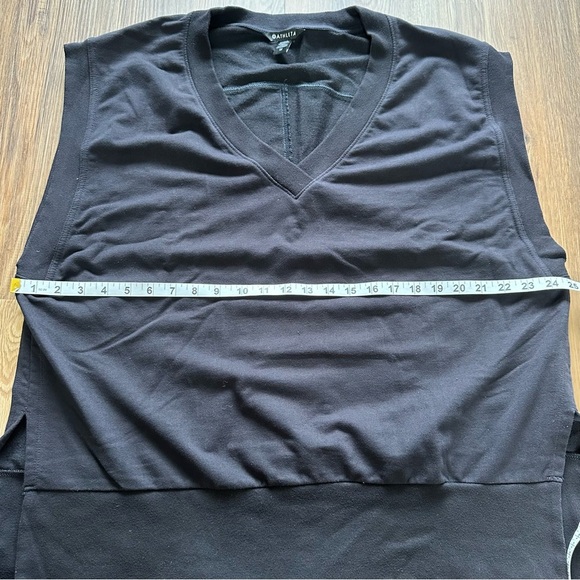 ATHLETA Black Retroterry V-Neck Sweatshirt Tee Plus Size 1X Minimalist Comfy - Picture 7 of 10